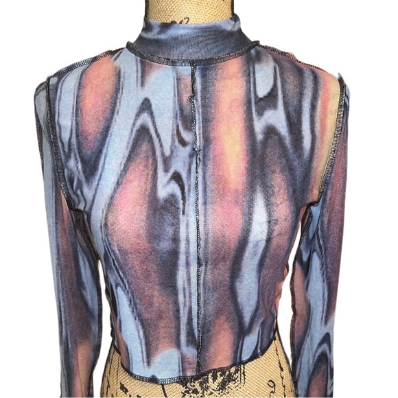 NWOT - Ignited Flames Marbleized Mesh Top - Picture 2 of 9